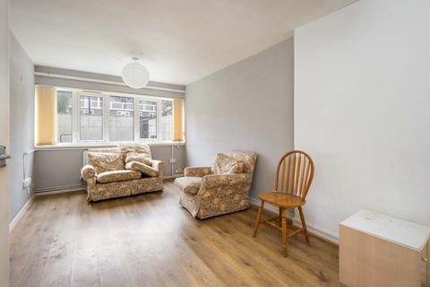 2 bedroom maisonette for sale, Kedleston Walk, London, E2