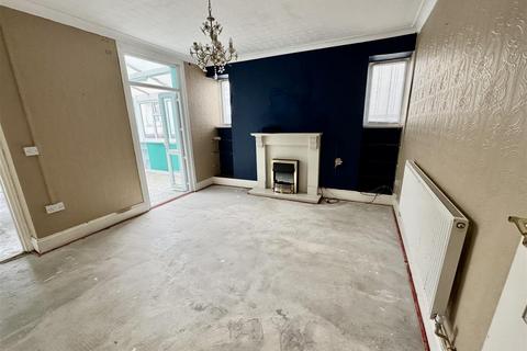 2 bedroom end of terrace house for sale, Heol Cae Gurwen, Gwaun Cae Gurwen, Ammanford
