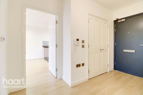 2 bedroom apartment for sale, Thornbury Way, Walthamstow