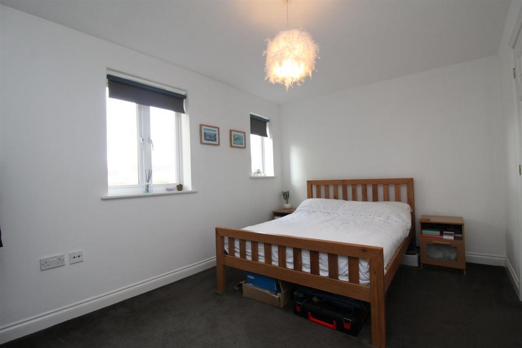 Bedroom 1.JPG