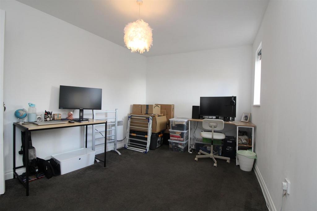 Bedroom 2.JPG
