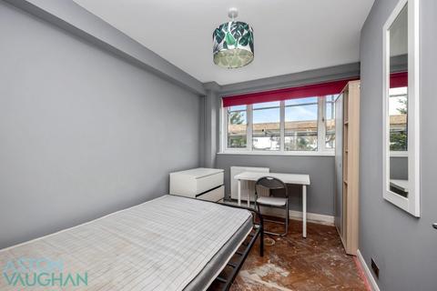 6 bedroom end of terrace house to rent, Hove, East Sussex BN3