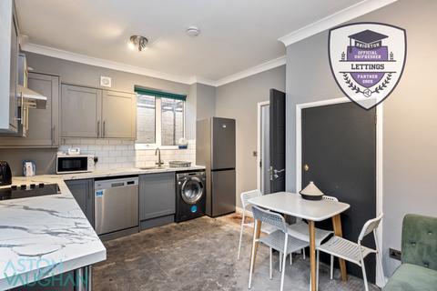 6 bedroom end of terrace house to rent, Hove, East Sussex BN3