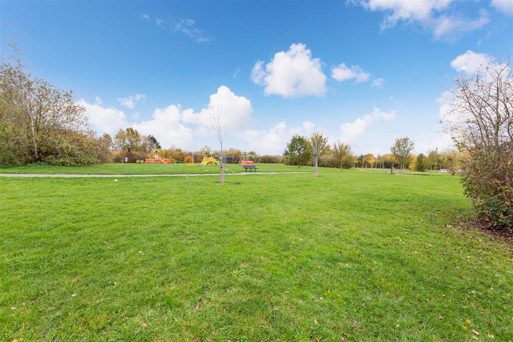 18 Mathercombe Road-1.jpg