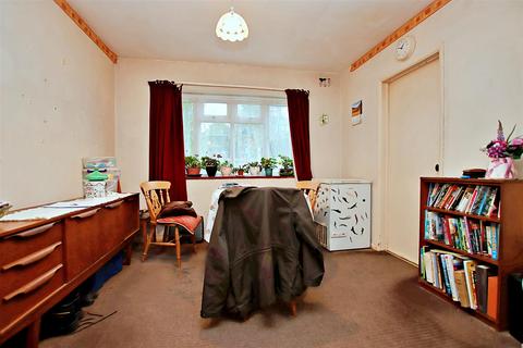 3 bedroom semi-detached house for sale, Crown Road, Borehamwood