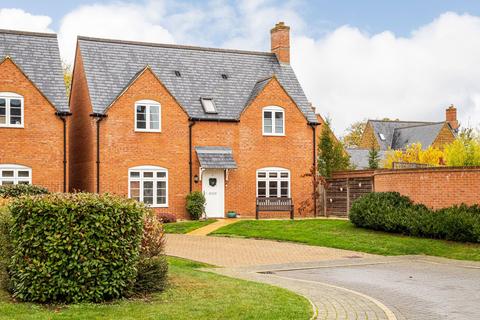 3 bedroom detached house for sale, Stirling Close, Kings Sutton, Banbury, OX17 3FU