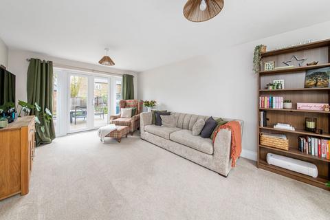 3 bedroom detached house for sale, Stirling Close, Kings Sutton, Banbury, OX17 3FU