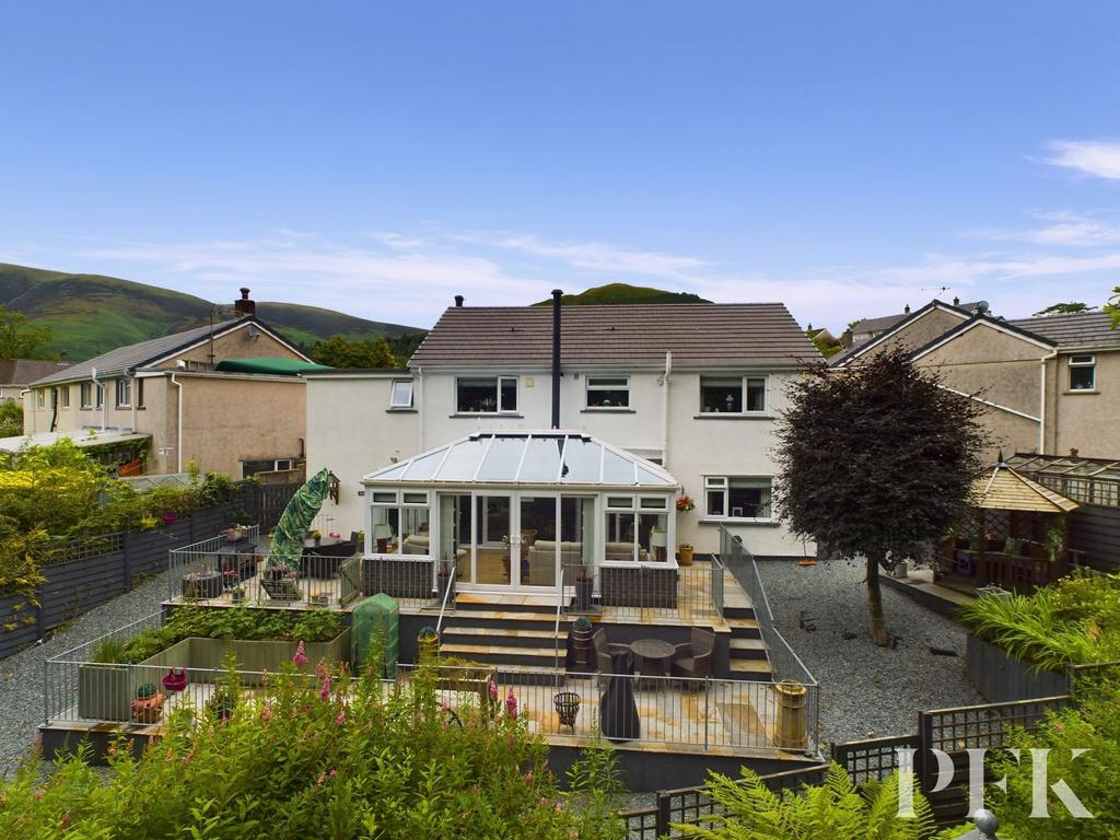 Briar Rigg, Keswick CA12 4 bed detached house for sale - £695,000