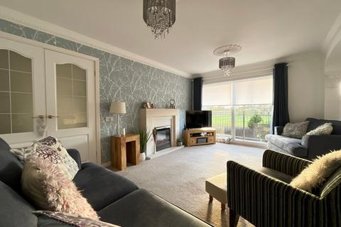 3 bedroom apartment for sale, Rockcliffe, South Shields, NE33