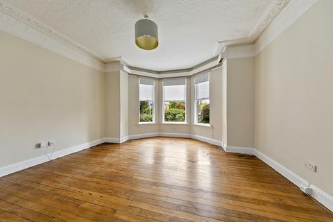 3 bedroom ground floor flat to rent, Mortlake Road, Kew, Richmond, Surrey TW9