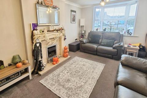 undefined, Bulrush Close, Brownhills, Walsall