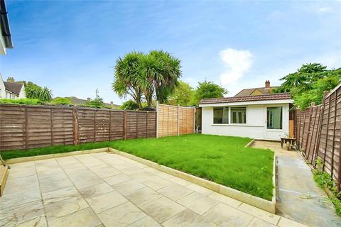 2 bedroom flat to rent, Crowther Avenue, Brentford, TW8