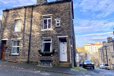 2 bedroom end of terrace house to rent, Hainworth Wood Road, West Yorkshire BD21