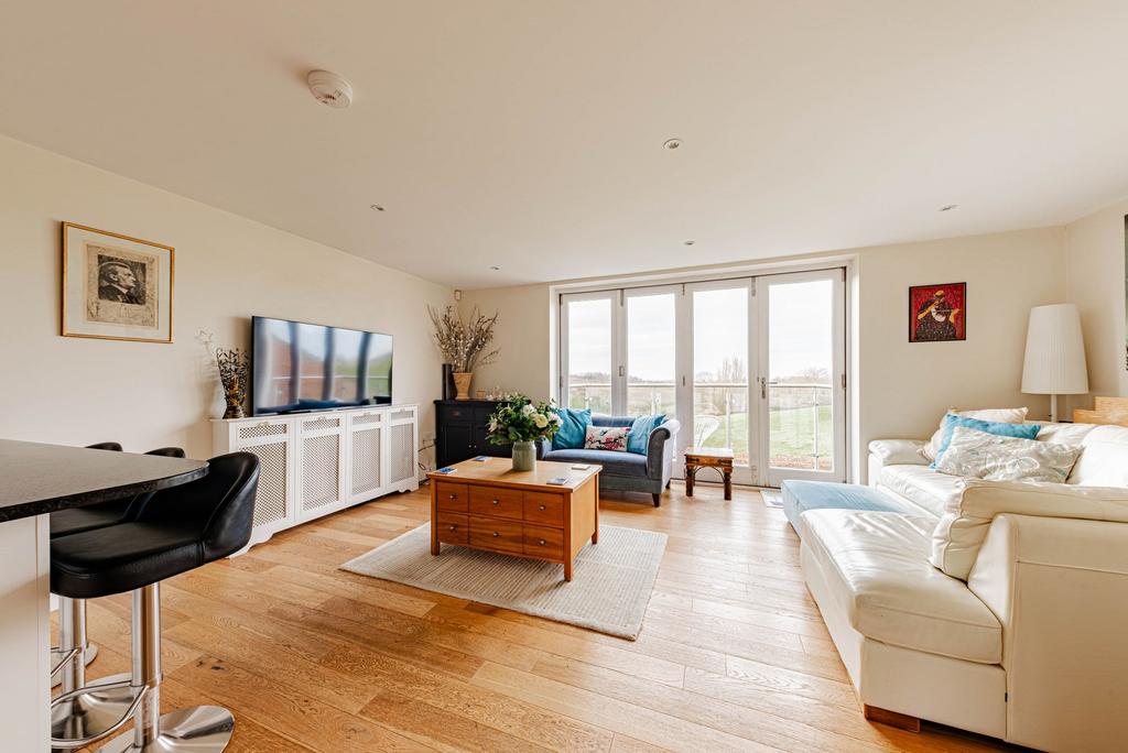 Living Room (4)