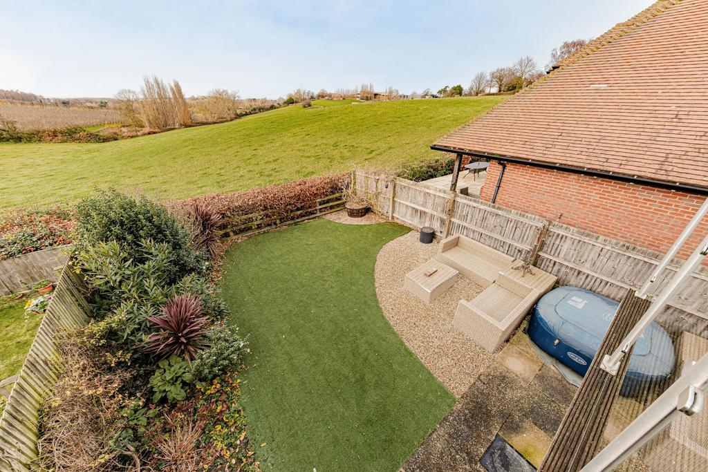 Rear Garden (3)