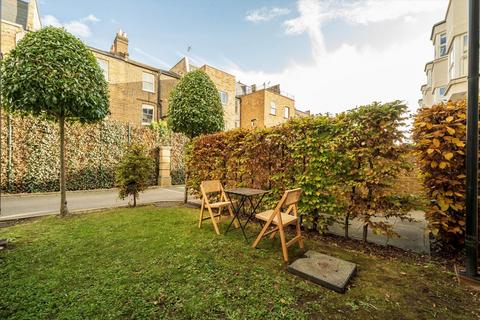1 bedroom flat to rent, Havilland Mews, London W12