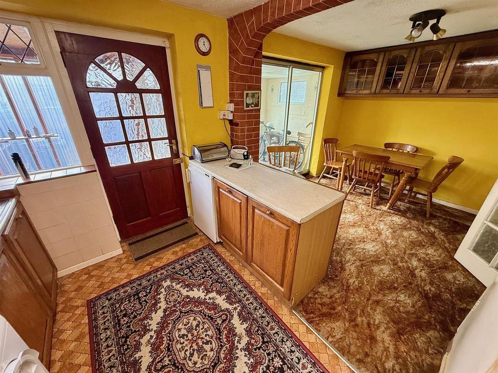 Kitchen/Dining Room