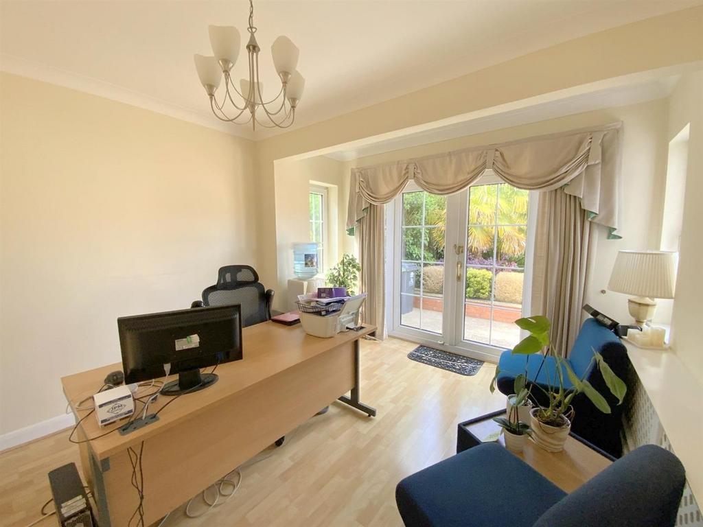 Resized IMG 8908.jpg