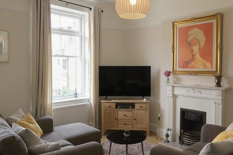 2 bedroom flat to rent, Star Street, London W2