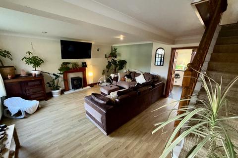 undefined, Maesyderi, Talybont SY24