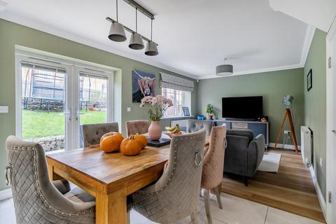 4 bedroom detached house for sale, Reed Gardens,  Woolhampton,  RG7