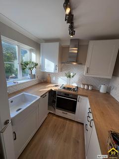 3 bedroom semi-detached house for sale, Chase Farm Close, Waltham Southampton, Hampshirt, SO32