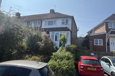 Thirlmere Avenue, Reading RG30