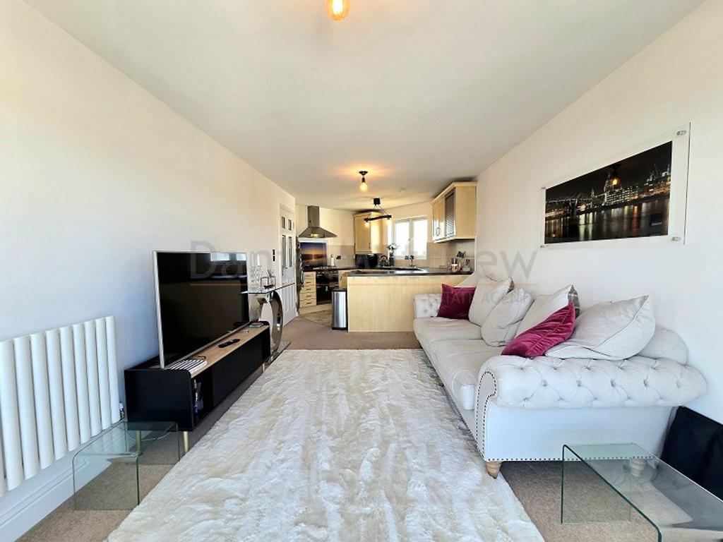 Lounge / Kitchen