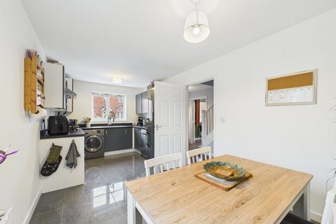 3 bedroom semi-detached house for sale, Sentinel Close, Worcester, Worcestershire, WR2