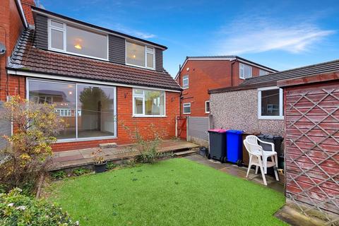 3 bedroom semi-detached house for sale, Harbourne Close, Manchester M28