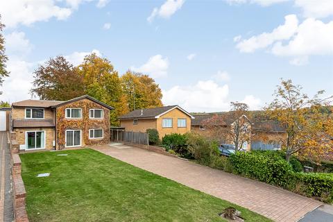 undefined, Ravenshead Close, South Croydon CR2