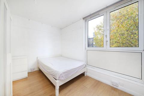 4 bedroom flat for sale, Holliday Square, London
