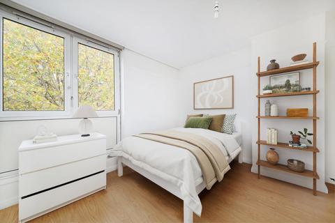 4 bedroom flat for sale, Holliday Square, London