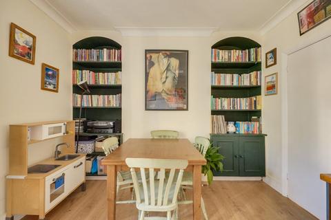 2 bedroom flat for sale, Devonshire Road, London, SE23