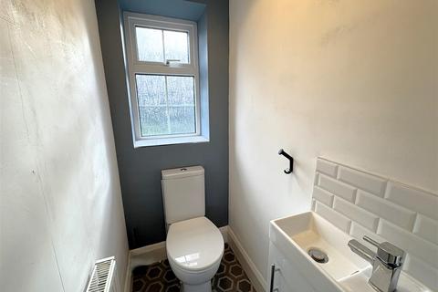 2 The Cloisters, Hemingbrough, Selby, YO8 6QR
