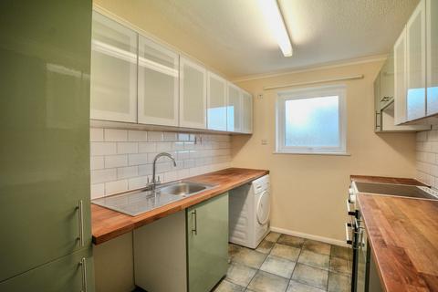 2 bedroom ground floor flat for sale, Albany Court, Runton Road, NR27