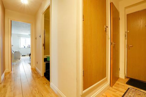 2 bedroom flat for sale, Tennyson Close, Scotland Green Road, Enfield