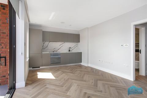 2 bedroom apartment to rent, Squires Lane, London, N3