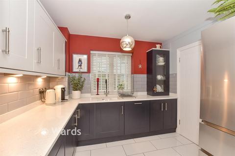 4 bedroom terraced house for sale, Laxton Walk, West Malling ME19