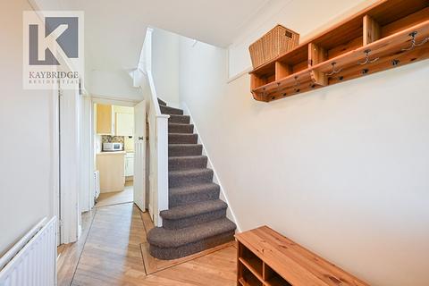 3 bedroom semi-detached house for sale, Ravensfield Gardens, Epsom, KT19