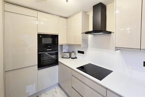 undefined, Chester Road, Stretford, Manchester, M32