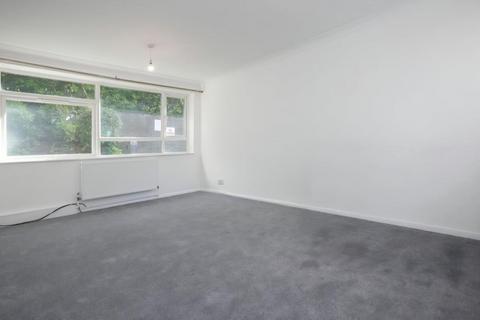 2 bedroom ground floor flat to rent, Leighton Lodge, Branksome Wood Road, Bournemouth, BH2