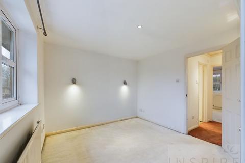 undefined, Ferndown, Crawley RH10