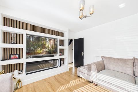 3 bedroom semi-detached house for sale, Warden Avenue, Romford RM5