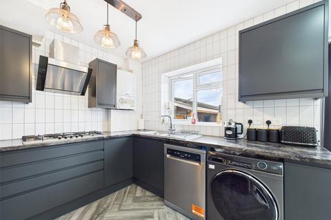 17 Warden Avenue, Romford, RM5 2SP