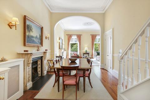 2 bedroom maisonette for sale, Warwick Square, London SW1V