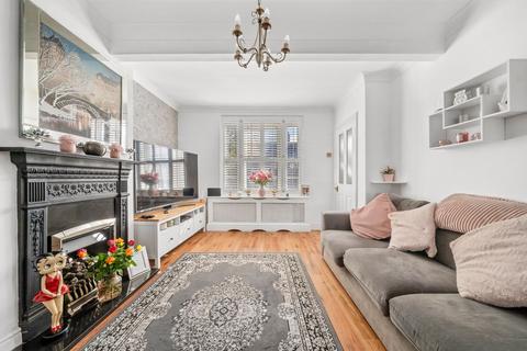 37 Bluehouse Road, London, E4 6HS