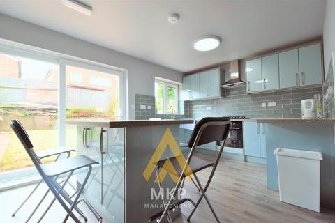 5 bedroom terraced house to rent, Frederick Road, Selly Oak, Birmingham B29