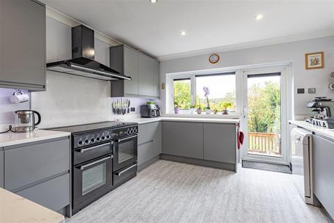 4 bedroom detached house for sale, Blackacre Road, Theydon Bois