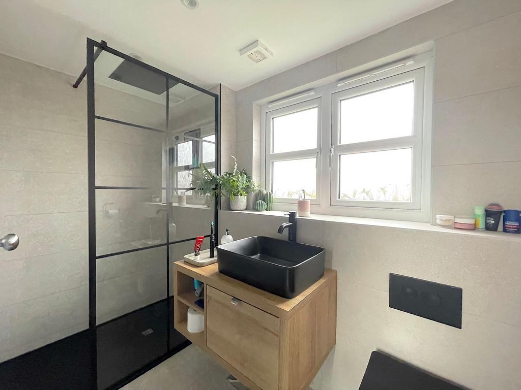 En-Suite (1)